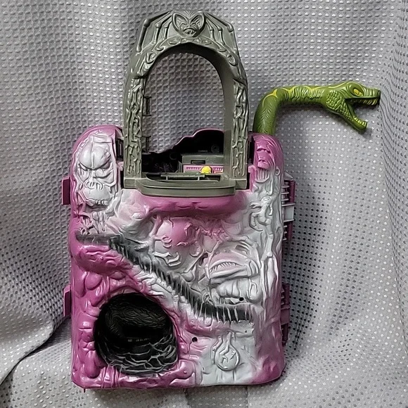 Vintage 1980's MOTU Master's Of The Universe Snake Mountain Play Structure - Picture 2 of 6